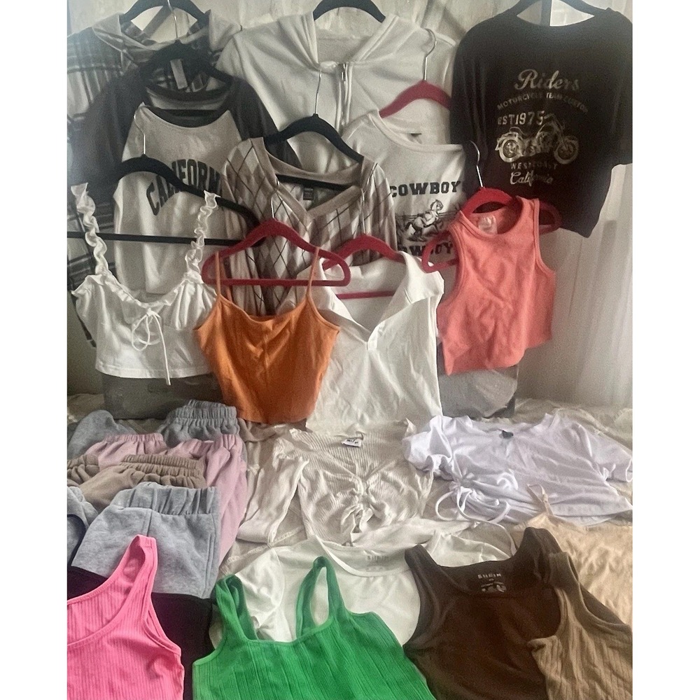 Mix & Match Set Of 23 Items-Juniors/Teens/Sweatpants/Tees/Tanks/Tops Size XS/S